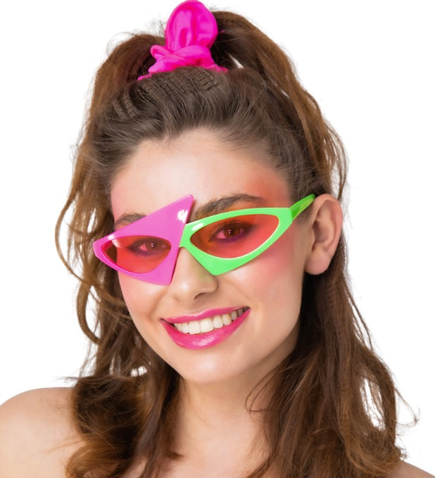 Tonos de neón en zigzag de los años 80