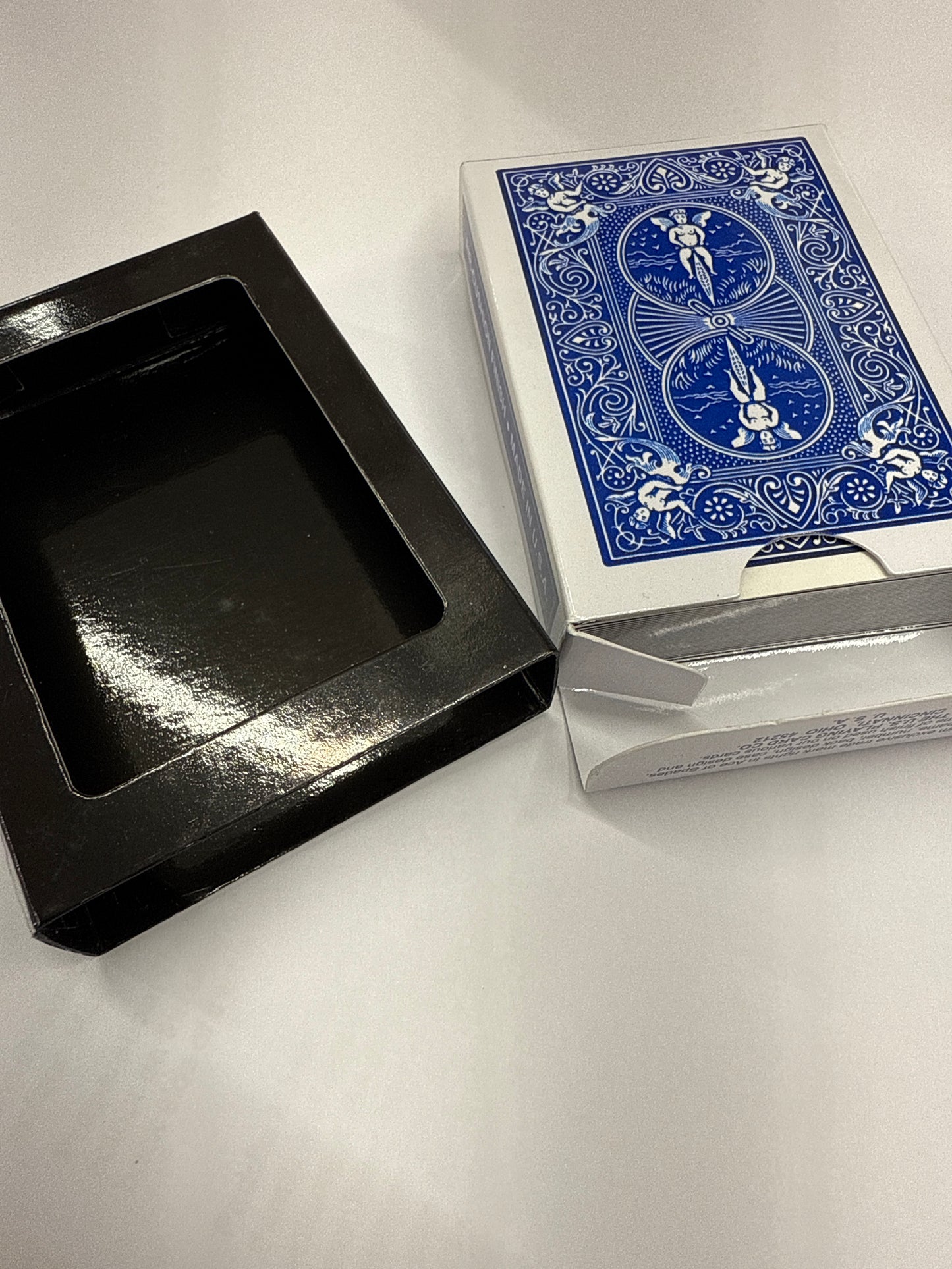 Baraja Desaparecida - Diseño Bicycle® (Estuche de Cartón)