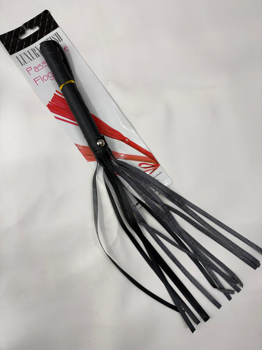 Cat ‘o 9 nails whip