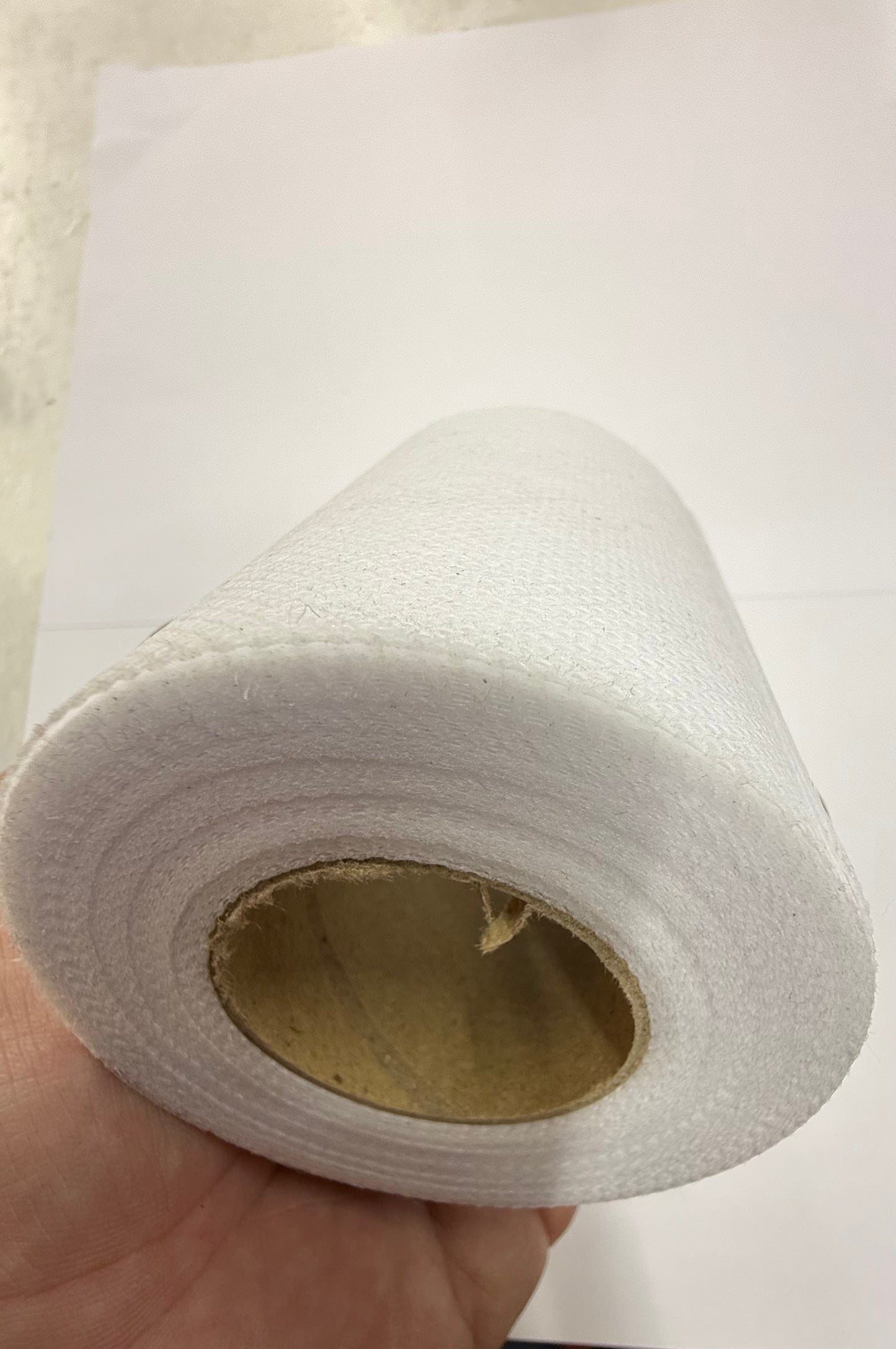 Aucun papier de rouleau de toilette de larme
