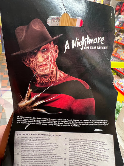 Nightmare on Elm Street Freddy Krueger Glove - Officially Licensed