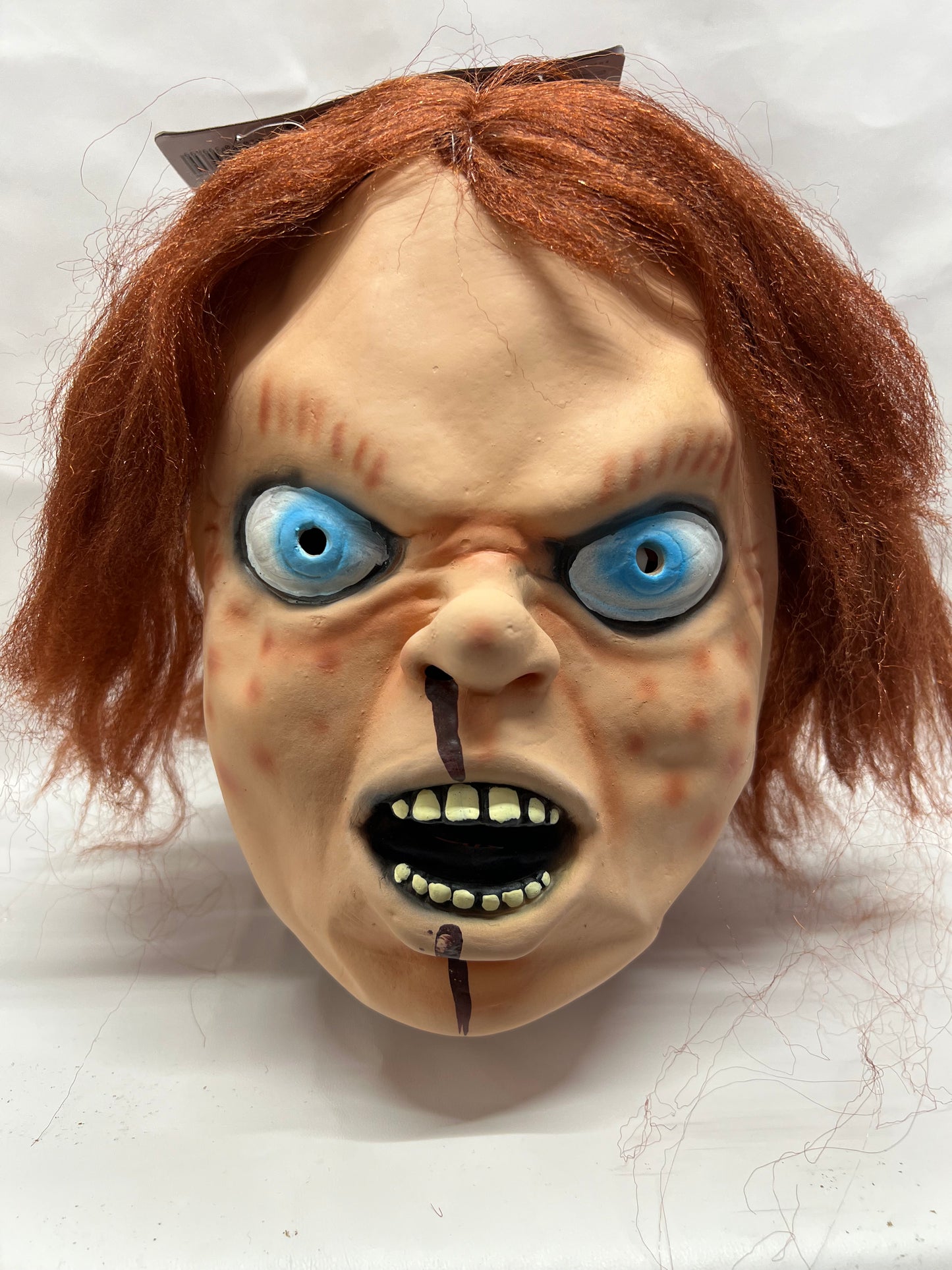 Masque Chucky avec cheveux - Masque Child's Play 2 sous licence officielle