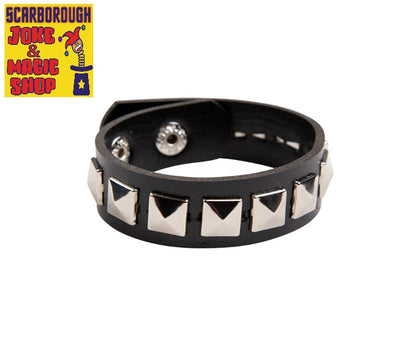 Bracelet bracelet clouté punk