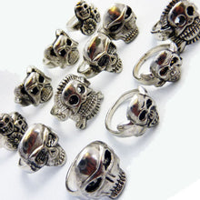 Gothic Ring - The Scarborough Joke Shop